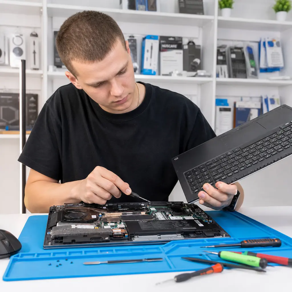 заменить клавиатуру на ноутбуке Acer в Сертолово
